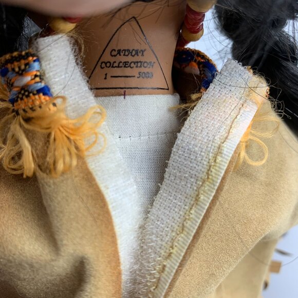 Cathay Collection Hanging Swing Dolls Native American Porcelain Kissing Dolls - Picture 13 of 16